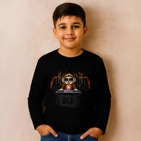 Long-Sleeve, Round-Neck Slim T-Shirt With Trending Graphic